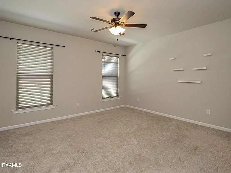 303 Tall Meadows Ln — Photo 14