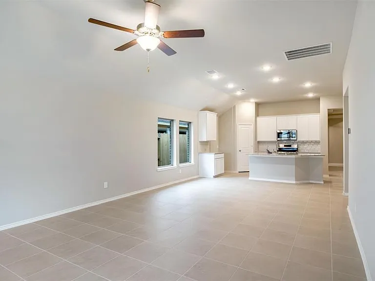 10518 Cecilia Star Ln — Photo 14