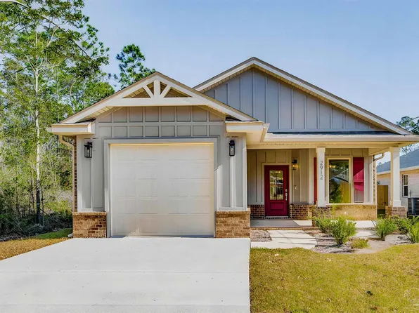 2912 Summer St, Milton, FL 32583