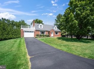 912 Fairview Ave, Feasterville, PA 19053