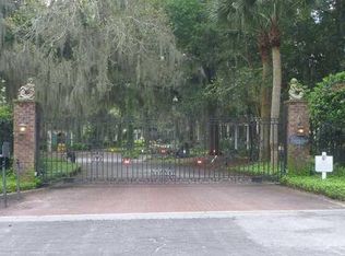 100 Rue La Roche, Lynn Haven, FL 32444