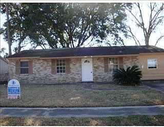 1st image of 328 Elmwood Dr