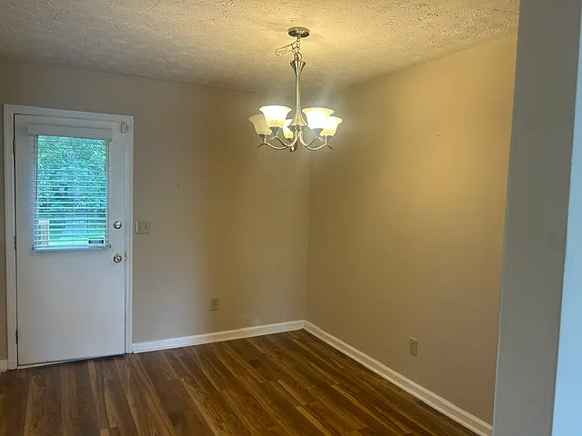 242 Thistle Ln — Photo 7