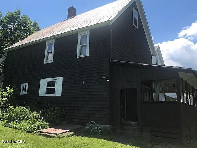 2nd image of 21 Murray St