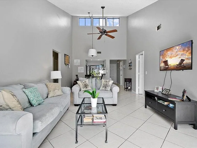 12875 Spinnaker Ln — Photo 5