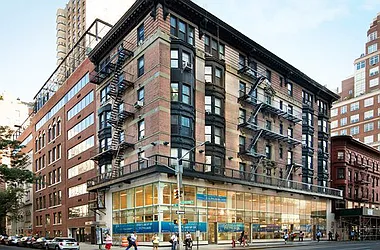 1264 Lexington Avenue in Upper East Side