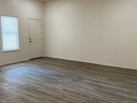 5th image of 5613 Kemper St