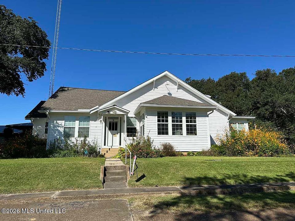 1st image of 56 Kaiser Lake Rd
