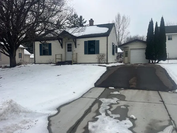 1230 Curtis Street, Baldwin, WI 54002