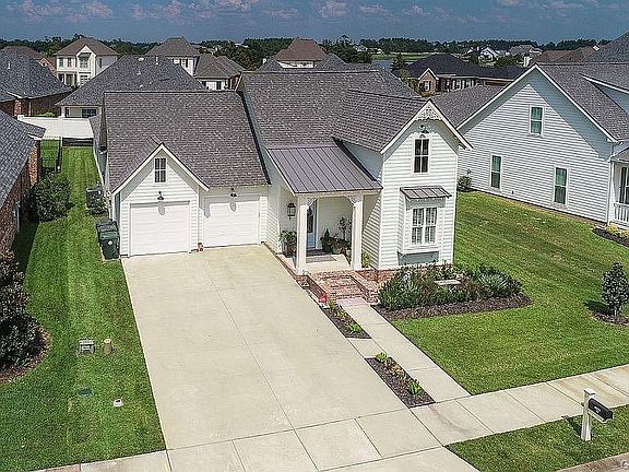 3rd image of 6523 White Oleander Cir W