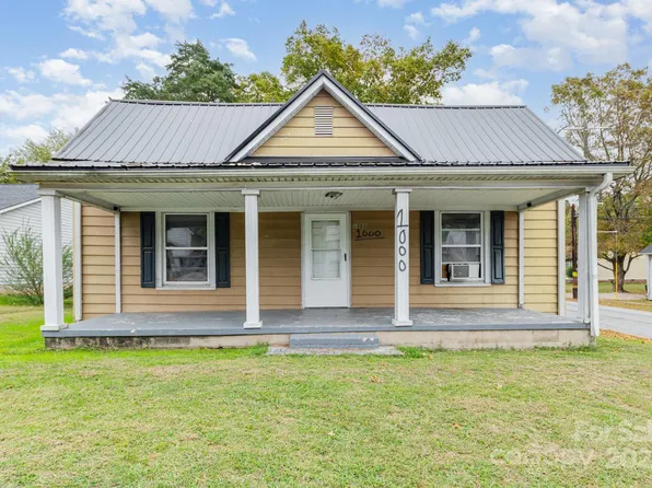 1209 3rd St, Spencer, NC 28159