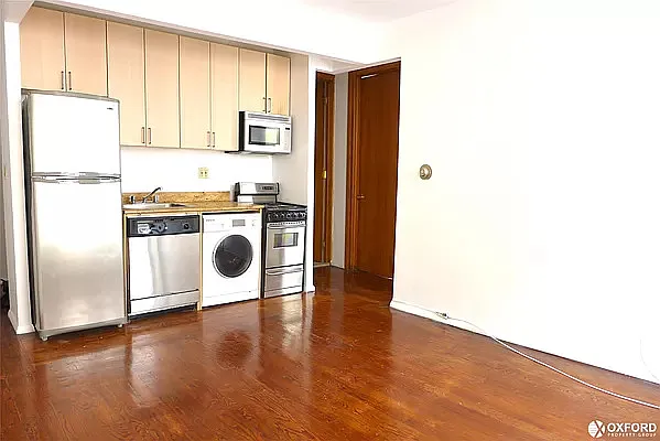 Rented by Oxford Property Group | media 14