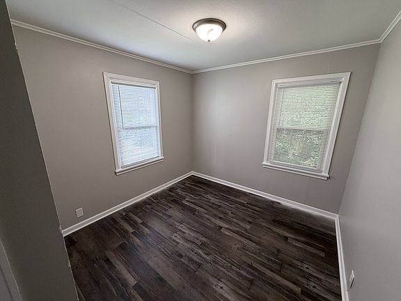 5th image of 832 Garfield Ave