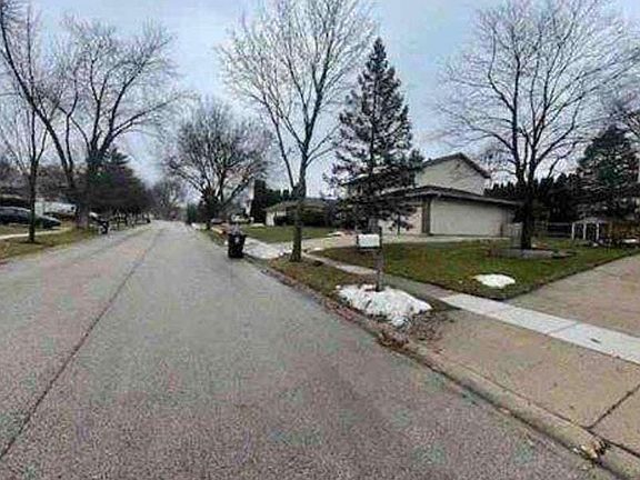 4th image of 741 Butterfield Dr