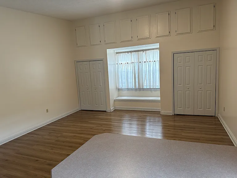430 W Main St — Photo 1