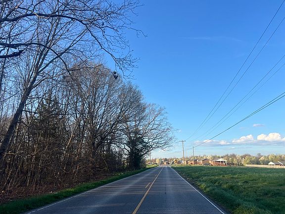 4th image of 1330 New House Rd