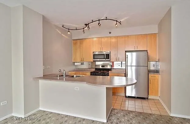 330 N Jefferson St #1806 — Photo 31