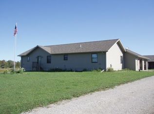 N4404 Bridge Rd, Peshtigo, WI 54157