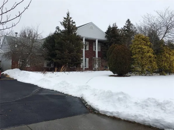 (undisclosed Address), Manorville, NY 11949