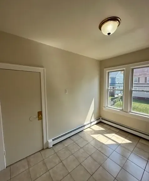 326 Field Pl #2L — Photo 7