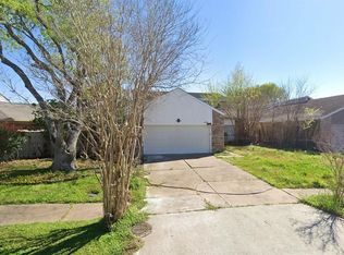 13307 Robinglen Dr, Houston, TX 77083