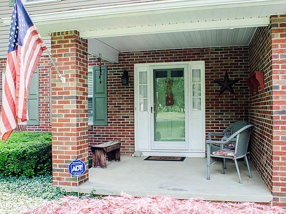 2nd image of 10585 Marie Ln