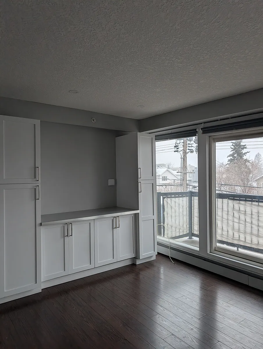 Building Photo - 1617 26th Ave SW