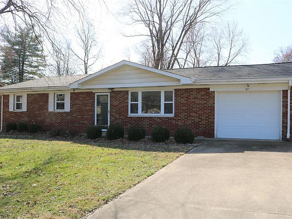 2nd image of 39 Dianne Dr
