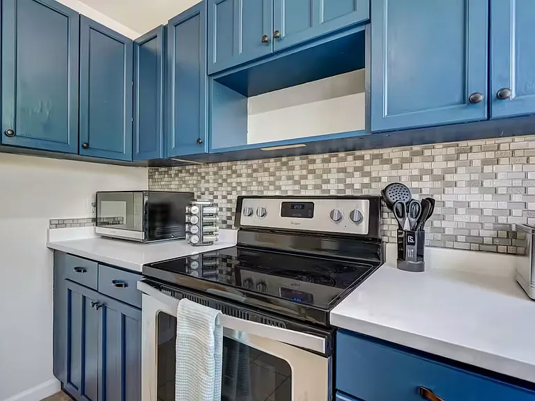 217 W Taylor St #A — Photo 23