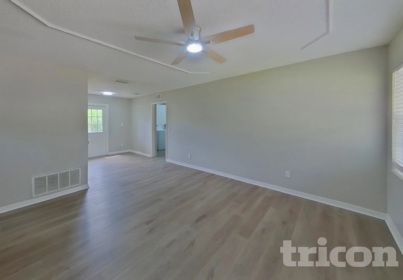 2634 21st Place SW Largo FL — Photo 3