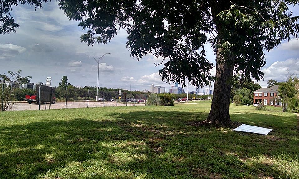 2nd image of 2209 Wichita St