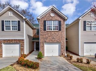 103 Creekwood Dr, Woodstock, GA 30188