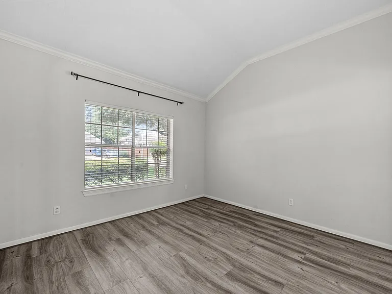 23818 Indian Hills Way — Photo 6