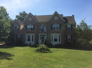 33 Coventry Greene Ln, Pottstown, PA 19465