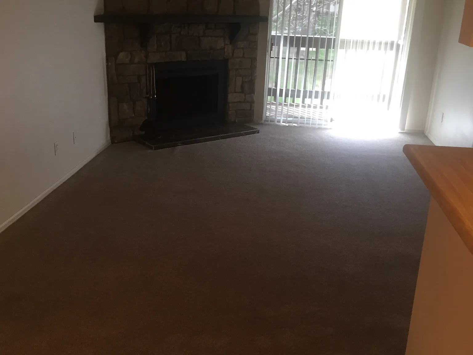 1 bed, 750 sqft, $1,375 — Photo 3