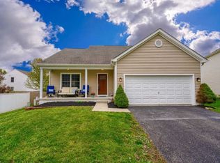 2182 Dry Ridge Ct, Grove City, OH 43123