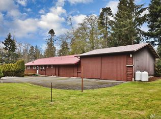 3503 Smugglers Cove Rd, Greenbank, WA 98253