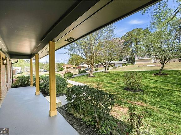 4th image of 3629 Greentree Farms Dr