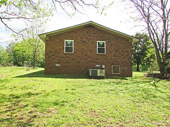 4th image of 1005 Mullins Ave