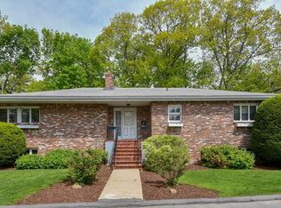 8 Lee St, Wakefield, MA 01880