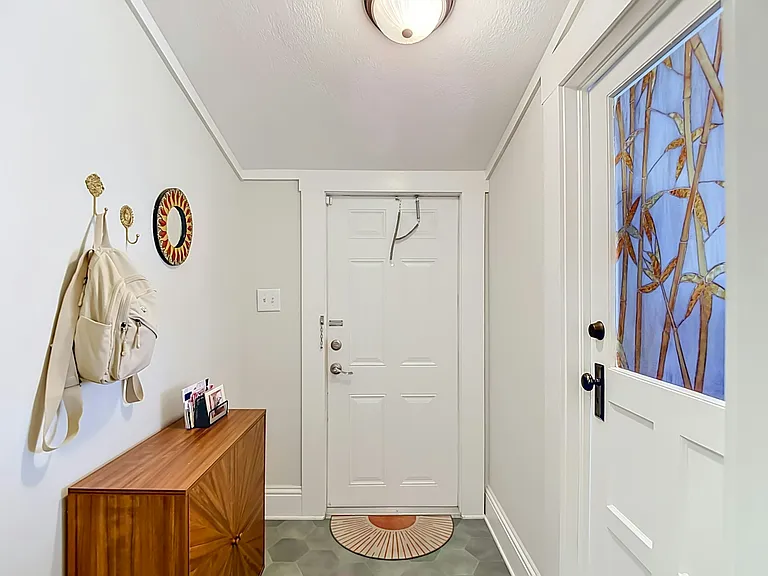 115 E Lambright St — Photo 32