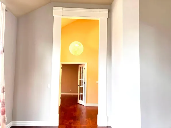 23621 NE 22nd St, Sammamish, WA 98074