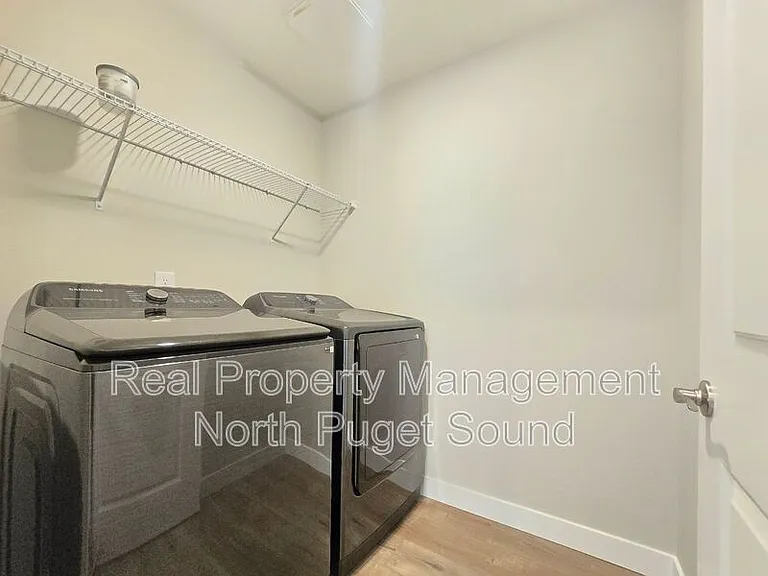 8303 Gilman Way — Photo 22