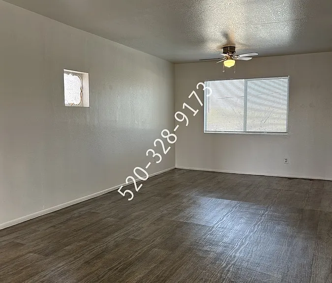 507 E Jacinto St — Photo 2