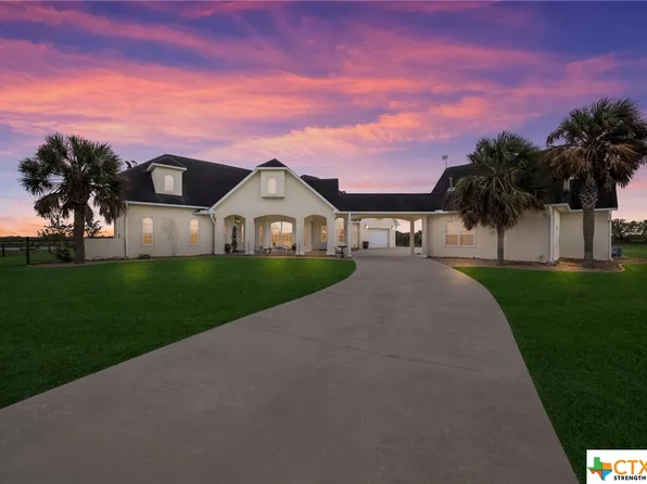 456 County Road 413a Rd, Waelder, TX 78959