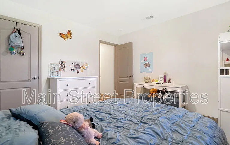 3312 Pitcher Plant Cir — Photo 16