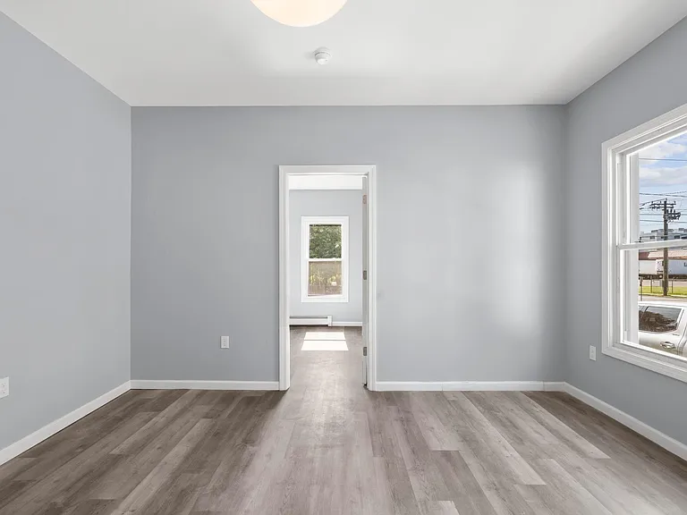 75 Fairview St — Photo 12