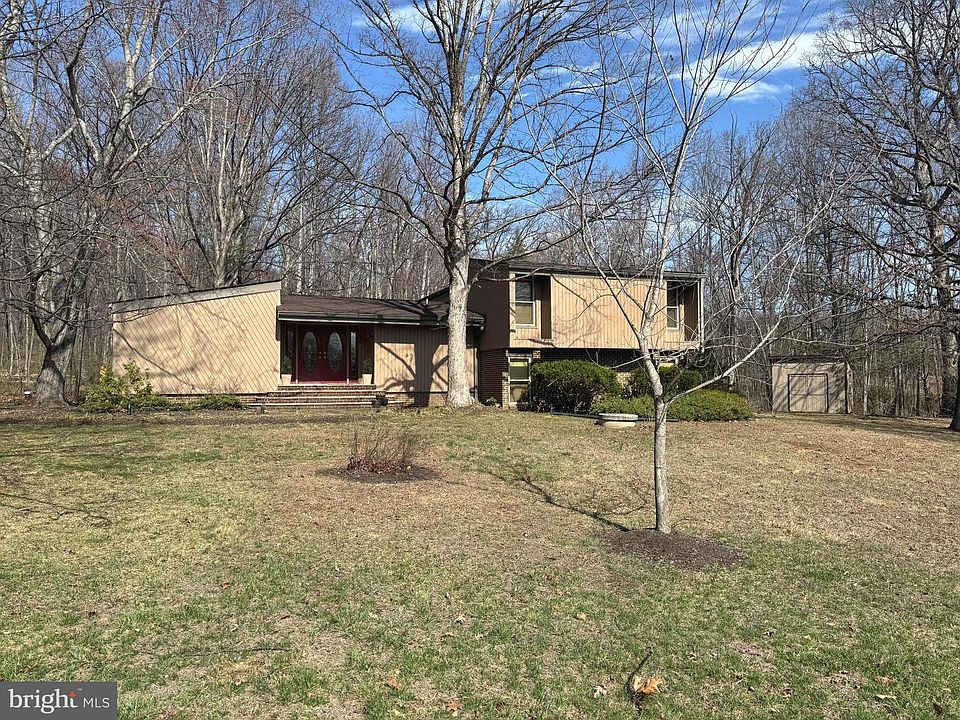 1st image of 2199 Logmill Rd