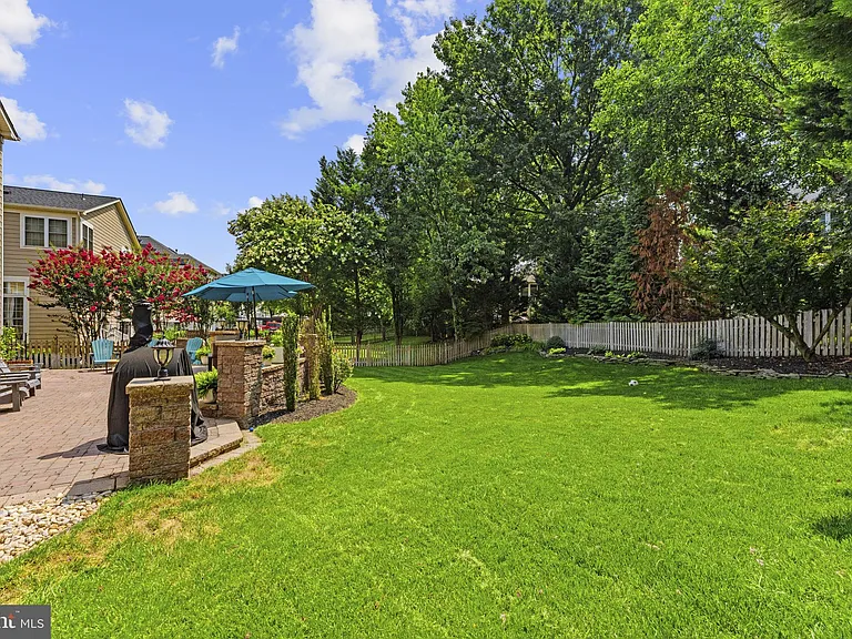 43550 Riverpoint Dr — Photo 37