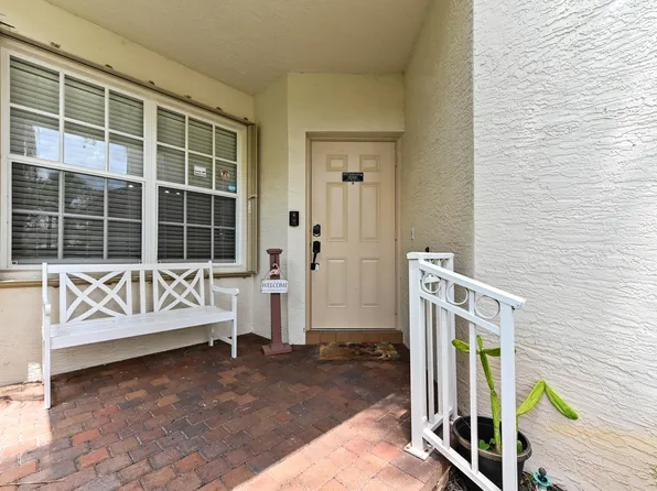 561 Peppergrass Run, Royal Palm Beach, FL 33411